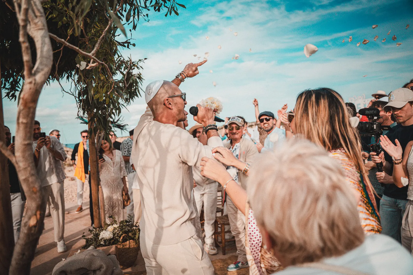 Fête en extérieur au bord de l'eau, événement à Tréguier